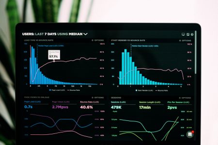 ESO and Vilnius University scientist will analyse residential users consumption patterns using ESO smart mobile application