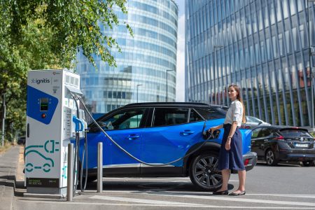 Public EV Charging: Ignitis ON's Minute-based Pricing Model Reduces Charge-Hogging and Increases Availability